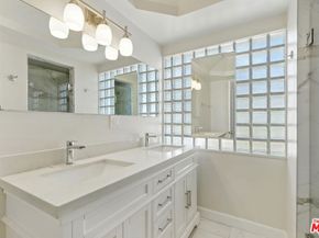 237 W Kelso Street, Inglewood CA 90301