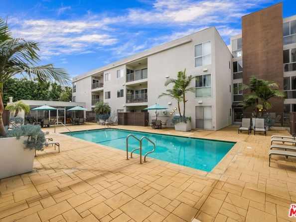 949 N Kings Road 309, West Hollywood CA 90069