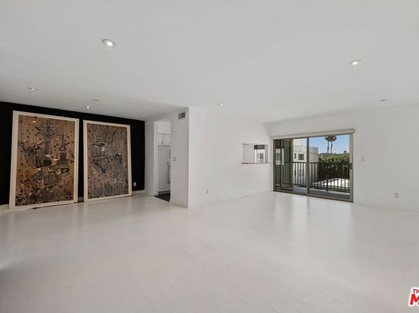 949 N Kings Road 309, West Hollywood CA 90069