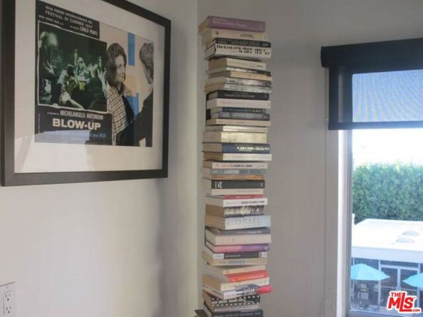 949 N Kings Road 309, West Hollywood CA 90069