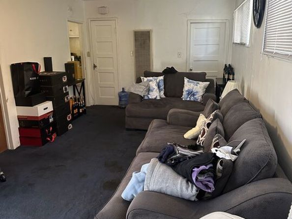 7316 10th Avenue, Los Angeles CA 90043