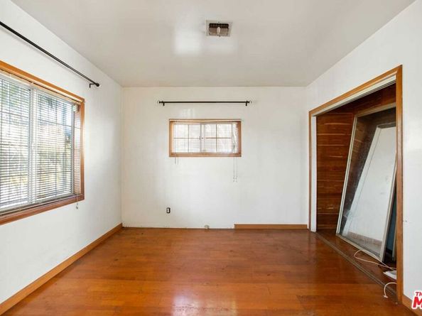 2308 Lime Avenue, Long Beach CA 90806