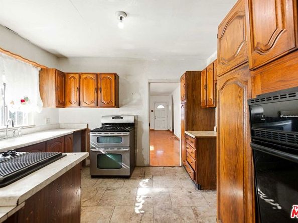 2308 Lime Avenue, Long Beach CA 90806