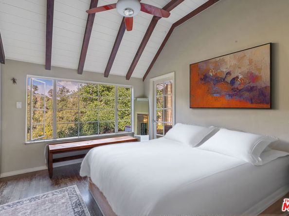 2030 Oakstone Way, Los Angeles CA 90046