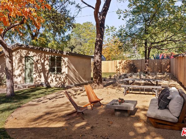 585 Mountain View Street, Altadena CA 91001