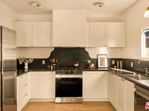 585 Mountain View Street, Altadena CA 91001