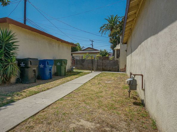 3847 W 110th Street, Inglewood CA 90303