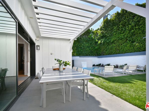 4809 Genesta Avenue, Encino CA 91316