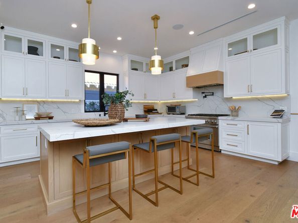 4809 Genesta Avenue, Encino CA 91316