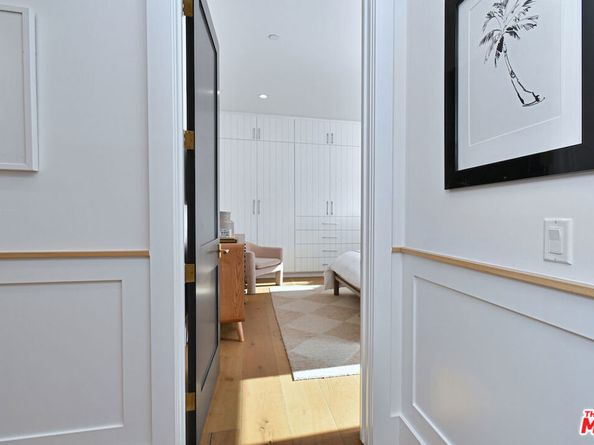 4809 Genesta Avenue, Encino CA 91316