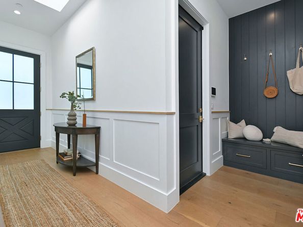 4809 Genesta Avenue, Encino CA 91316