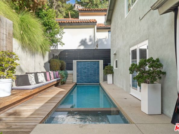 9767 Apricot Lane, Beverly Hills CA 90210