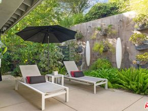 9767 Apricot Lane, Beverly Hills CA 90210