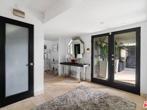 9767 Apricot Lane, Beverly Hills CA 90210