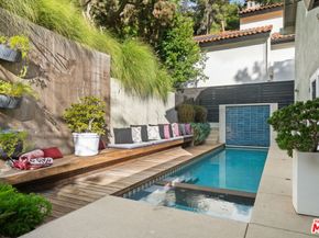 9767 Apricot Lane, Beverly Hills CA 90210