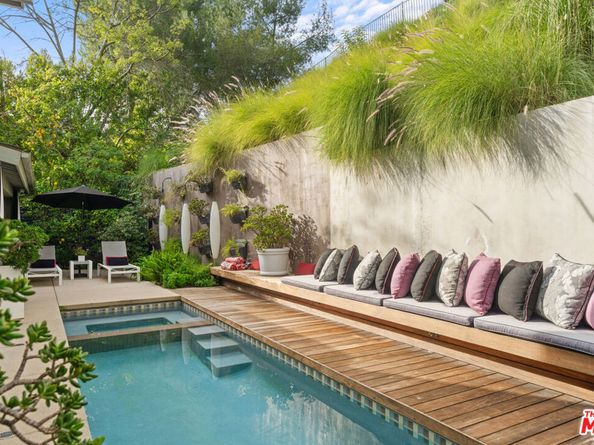 9767 Apricot Lane, Beverly Hills CA 90210