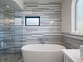 4733 Bonvue Avenue, Los Angeles CA 90027