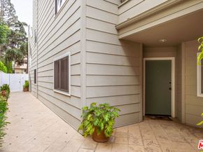 1014 9th Street 1, Santa Monica CA 90403