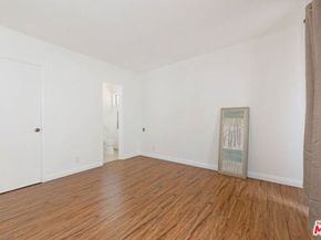 711 Grant Street, Santa Monica CA 90405