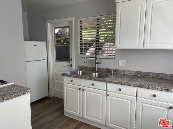 137 N Myrtle Avenue, Monrovia CA 91016