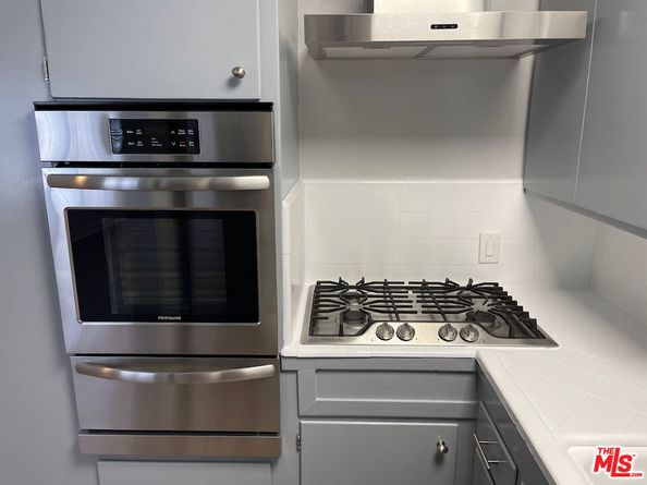 137 N Myrtle Avenue, Monrovia CA 91016