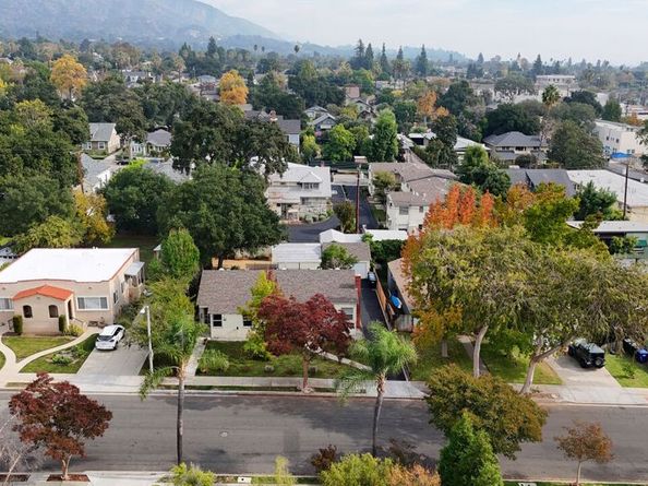 137 N Myrtle Avenue, Monrovia CA 91016