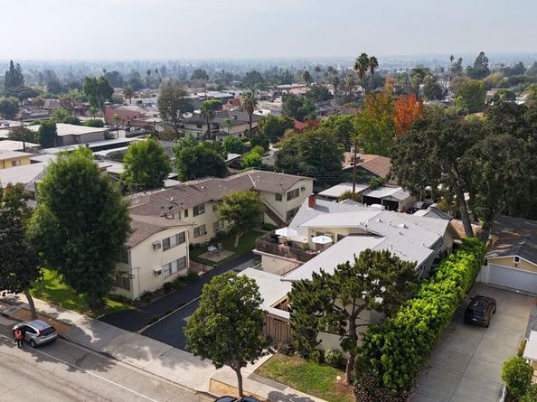 137 N Myrtle Avenue, Monrovia CA 91016