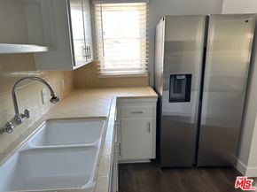 137 N Myrtle Avenue, Monrovia CA 91016