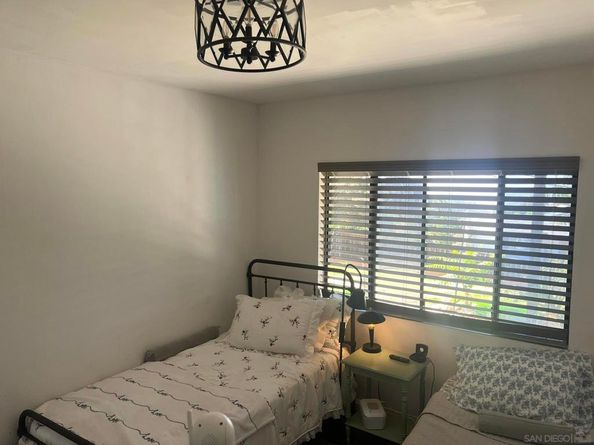 272 Lilac Dr, El Cajon CA 92021