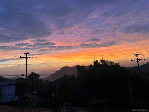 272 Lilac Dr, El Cajon CA 92021