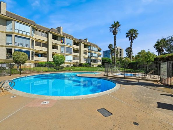 2930 Cowley Way 211, San Diego CA 92117