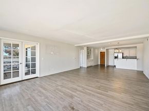 2930 Cowley Way 211, San Diego CA 92117