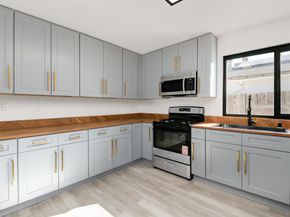 8667 Cetus Rd, San Diego CA 92126