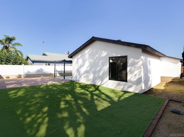 8667 Cetus Rd, San Diego CA 92126