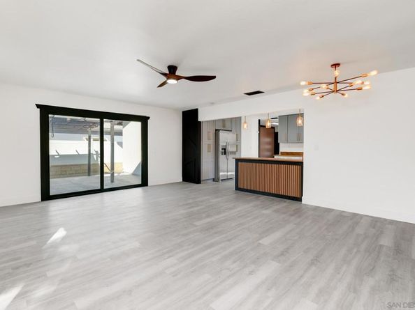 8667 Cetus Rd, San Diego CA 92126