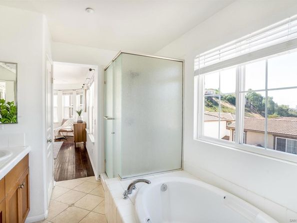 3157 Harbor Ridge Ln 2214, San Diego CA 92103
