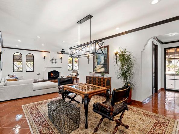 2103 Sunnyside Ave, El Cajon CA 92019