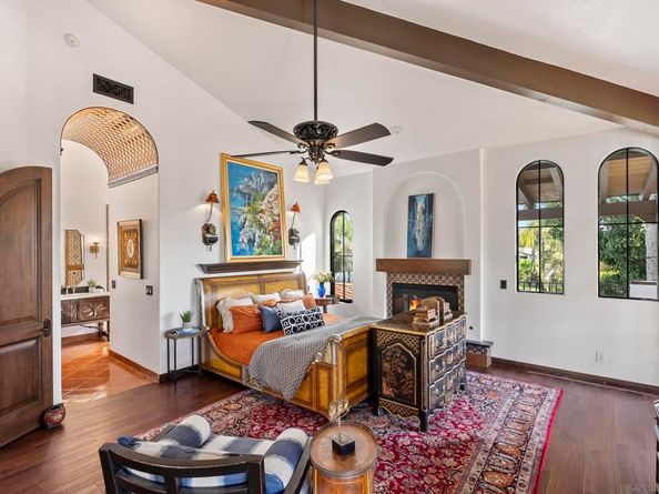 2103 Sunnyside Ave, El Cajon CA 92019