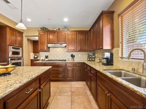 5545 Nanday Ct, Oceanside CA 92057