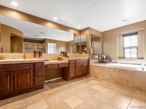 5545 Nanday Ct, Oceanside CA 92057