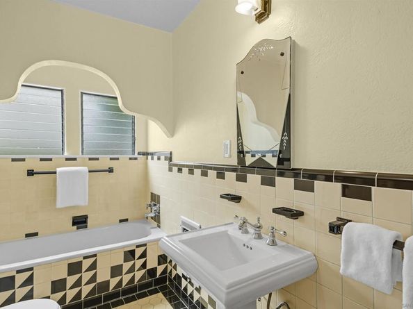 4576 44th Street, San Diego CA 92115
