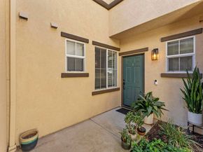 625 Sumner Way 4, Oceanside CA 92058