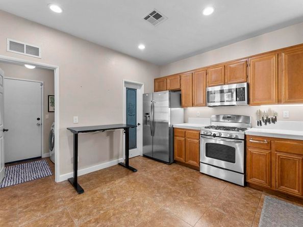 625 Sumner Way 4, Oceanside CA 92058