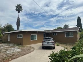 5863 Roswell St, San Diego CA 92114