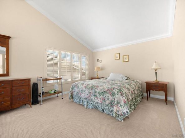 40 Brena, Irvine CA 92620