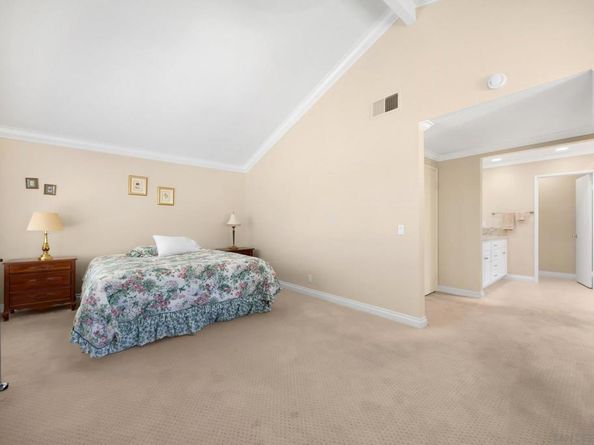 40 Brena, Irvine CA 92620