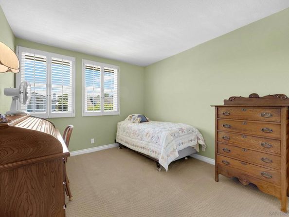 40 Brena, Irvine CA 92620