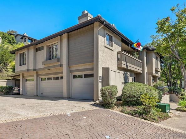 6028 Gaines St, San Diego CA 92110