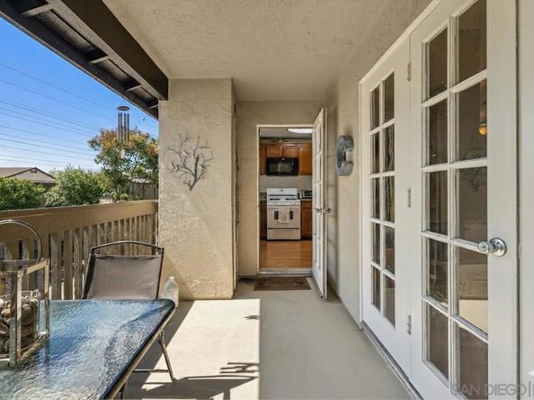 6028 Gaines St, San Diego CA 92110