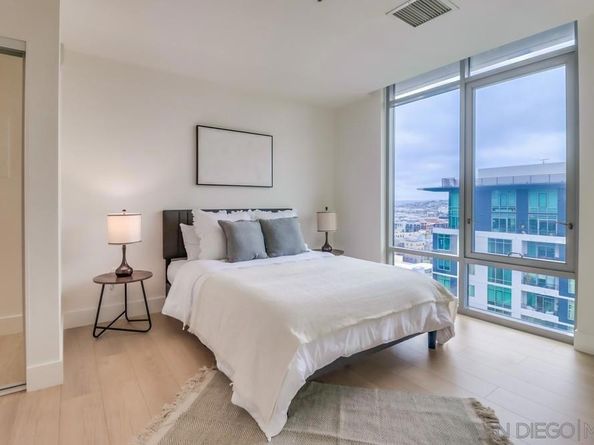 425 W Beech St 1706, San Diego CA 92101